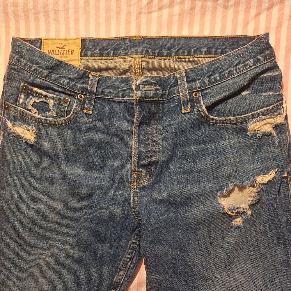 NWOT Mens Distressed 33×32 relaxed fit